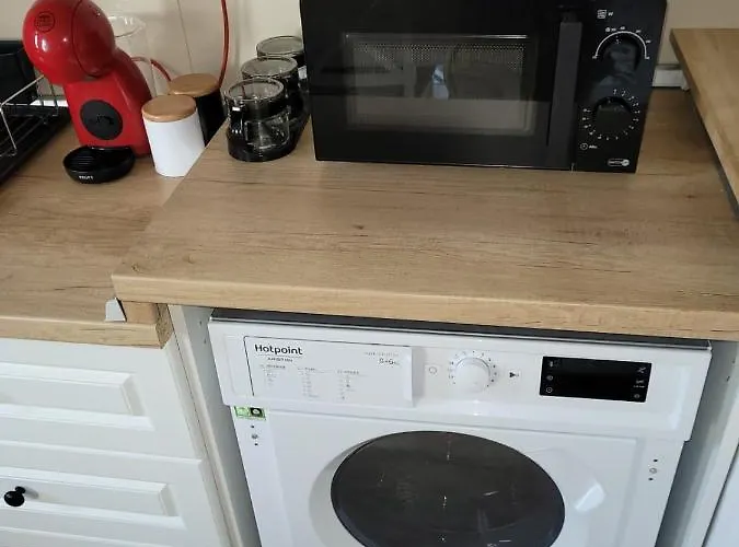 Apartament Lovely Near Center & Free Parking